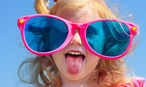 Зачем ребенку солнцезащитные очки?